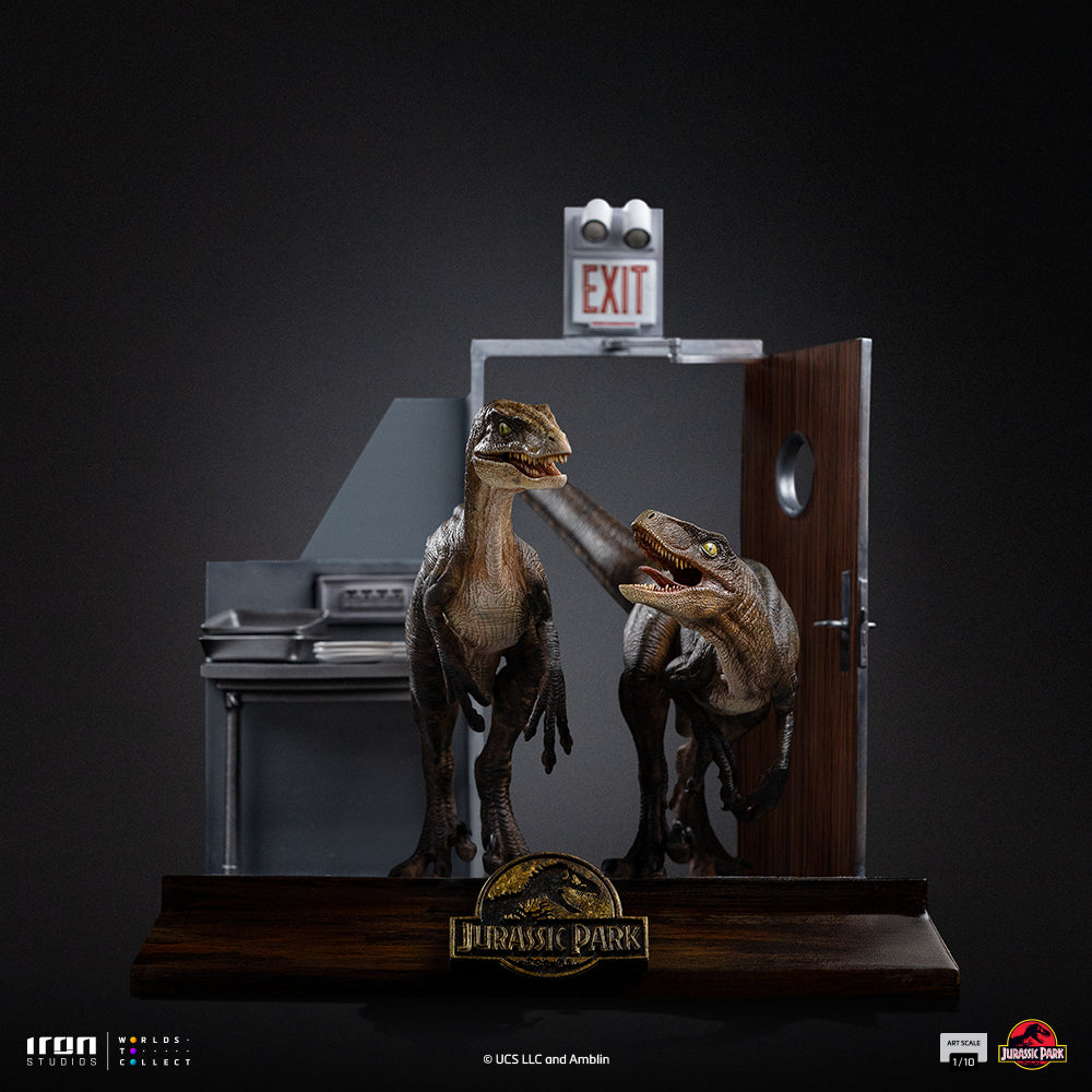Statue Raptors an der Küchentür – Jurassic Park – Art Scale 1/10 – Jurassic World
