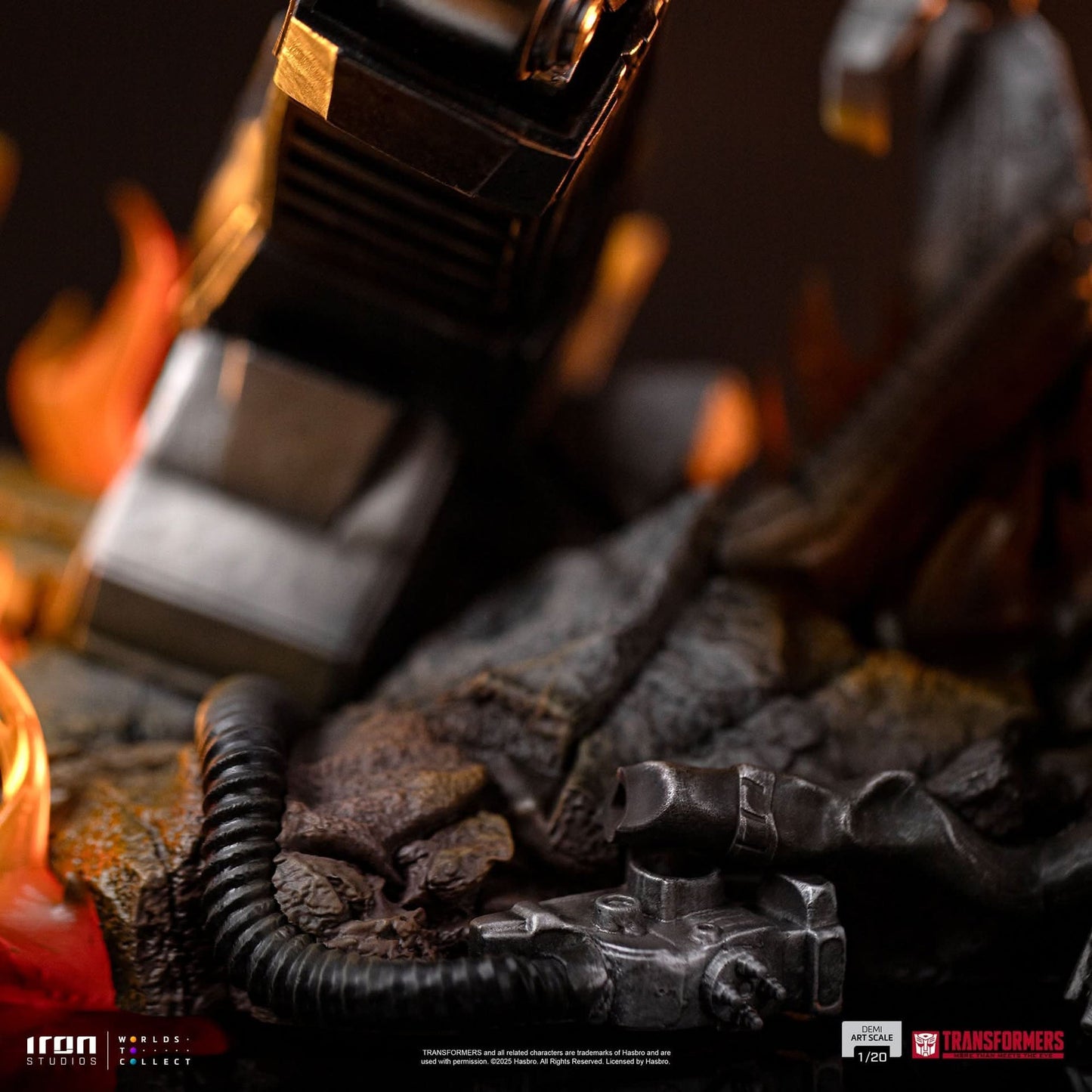 Statue Megatron - Transformers - Demi Scale 1/20