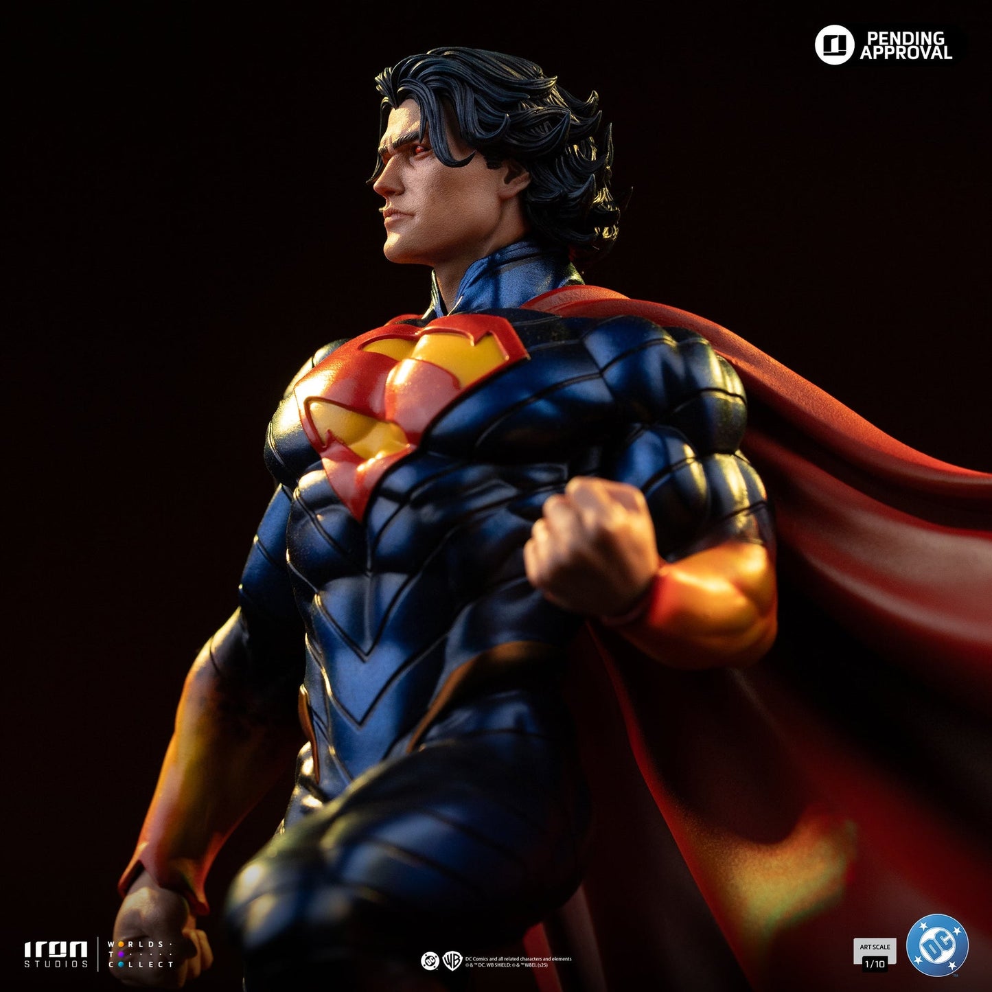 Statue Superman Absolute - DC Comics - Art Scale 1/10