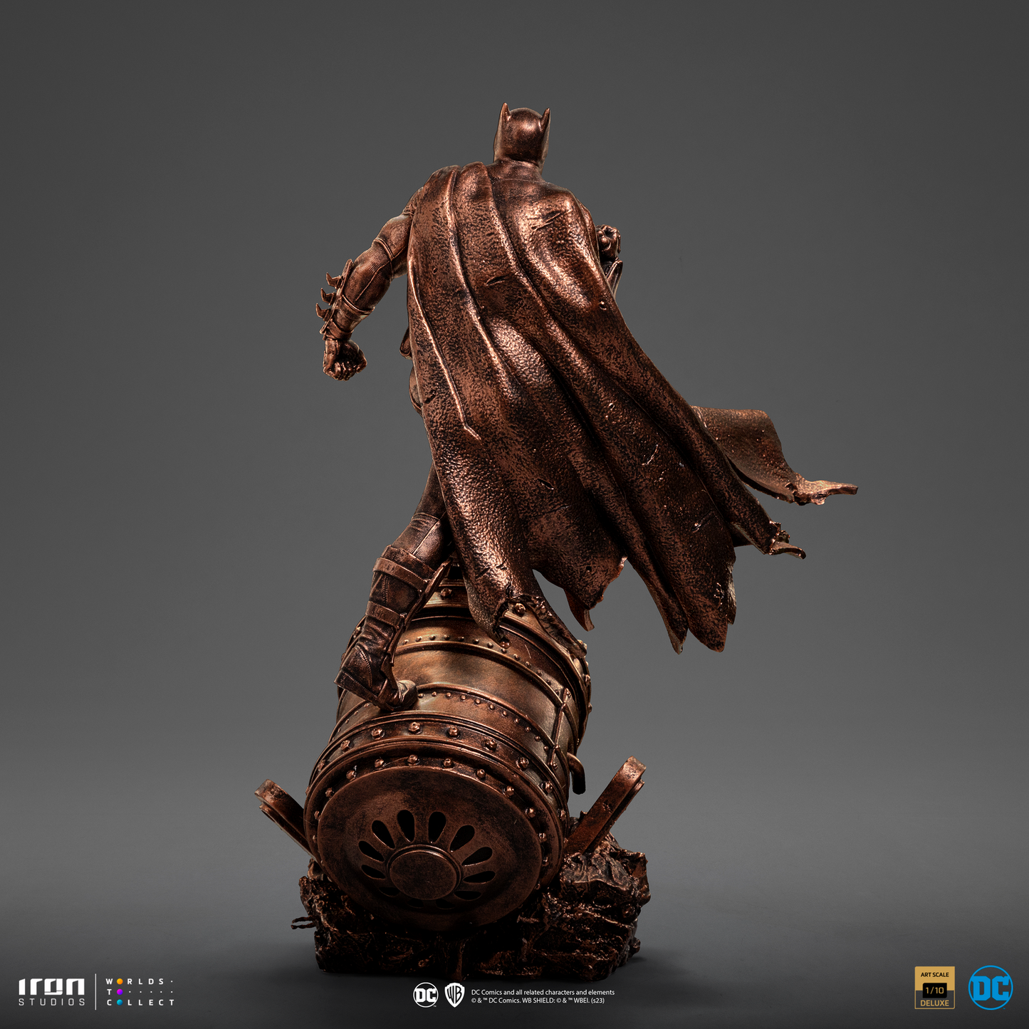 Batman Deluxe Statue (Bronze Version) - DC Comics - Art Scale 1/10