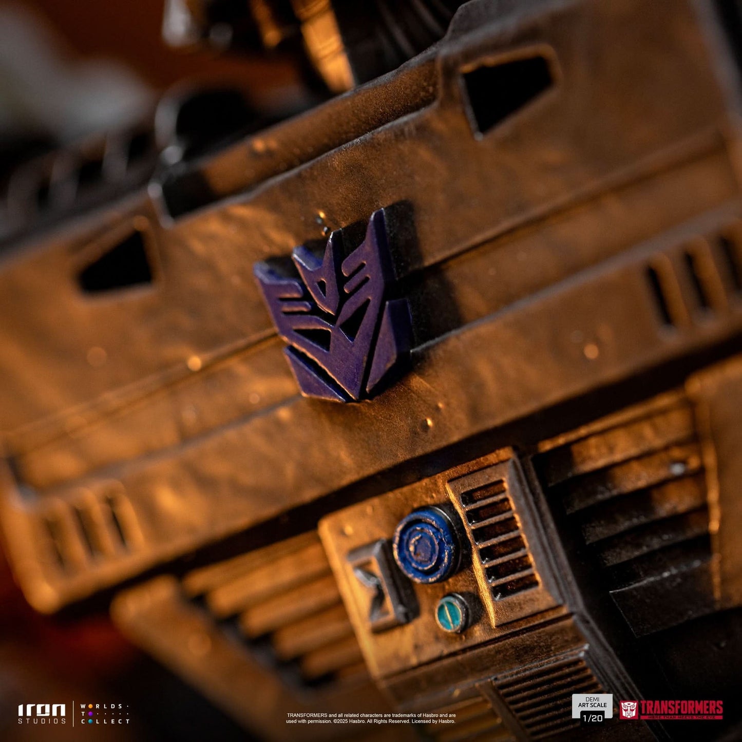 Statue Megatron - Transformers - Demi Scale 1/20