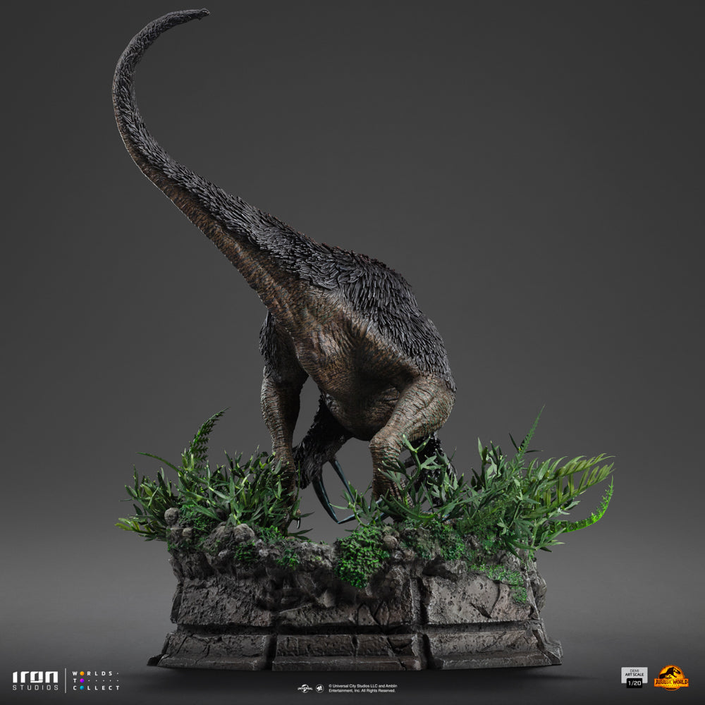 Therizinosaurus Statue - Jurassic World: Dominion - Half Scale 1/20
