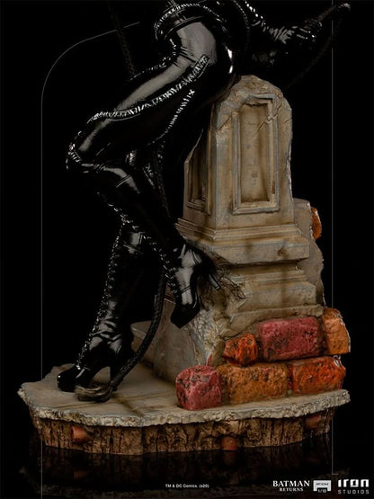 Catwoman Statue - Batman Returns - Art Scale 1/10 - DC Comics