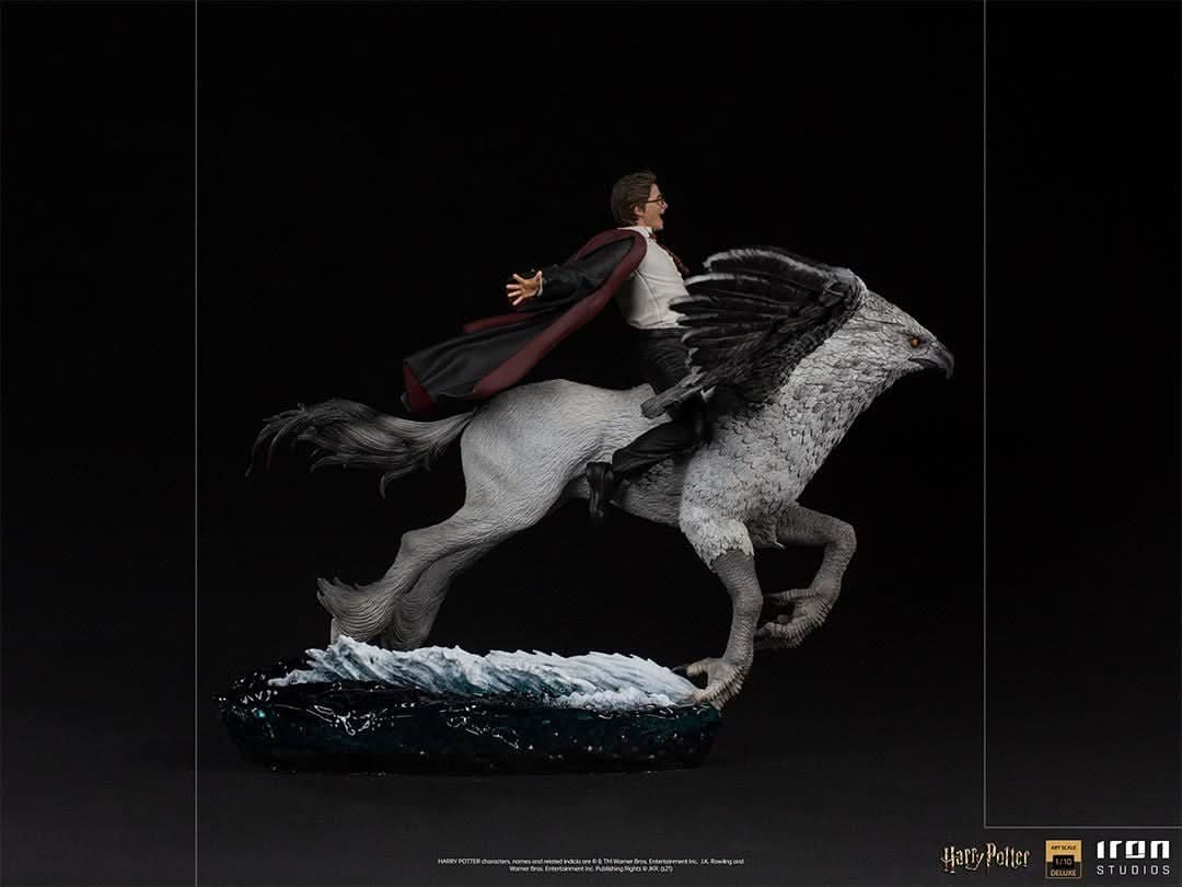 Harry Potter and Buckbeak Statue - Harry Potter - Art Scale 1/10