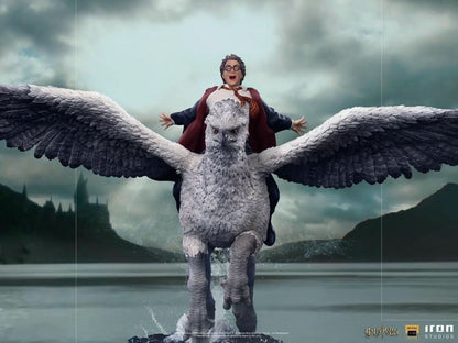Harry Potter and Buckbeak Statue - Harry Potter - Art Scale 1/10