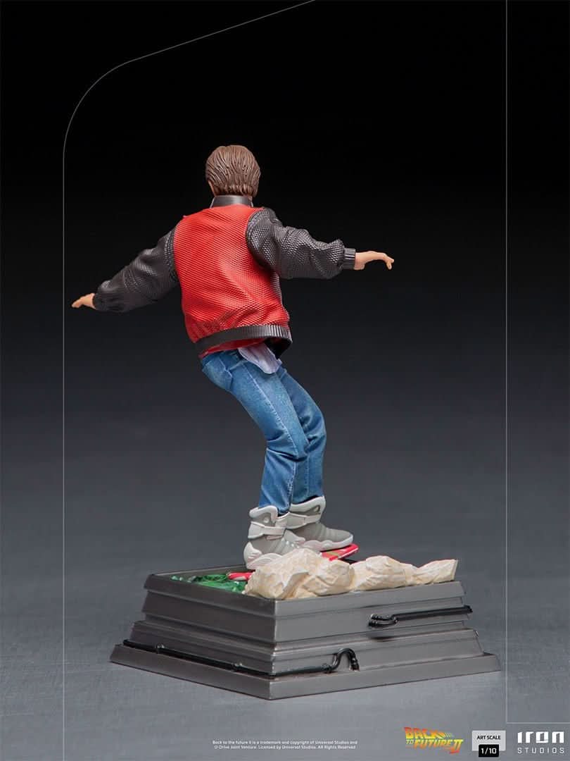Statue Marty McFly auf Hoverboard - Zurück in die Zukunft - Art Scale 1/10