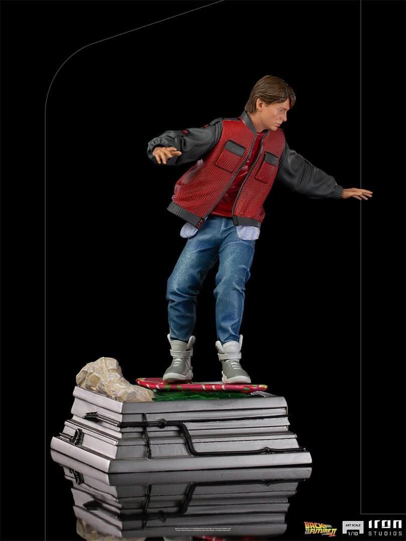 Statue Marty McFly auf Hoverboard - Zurück in die Zukunft - Art Scale 1/10