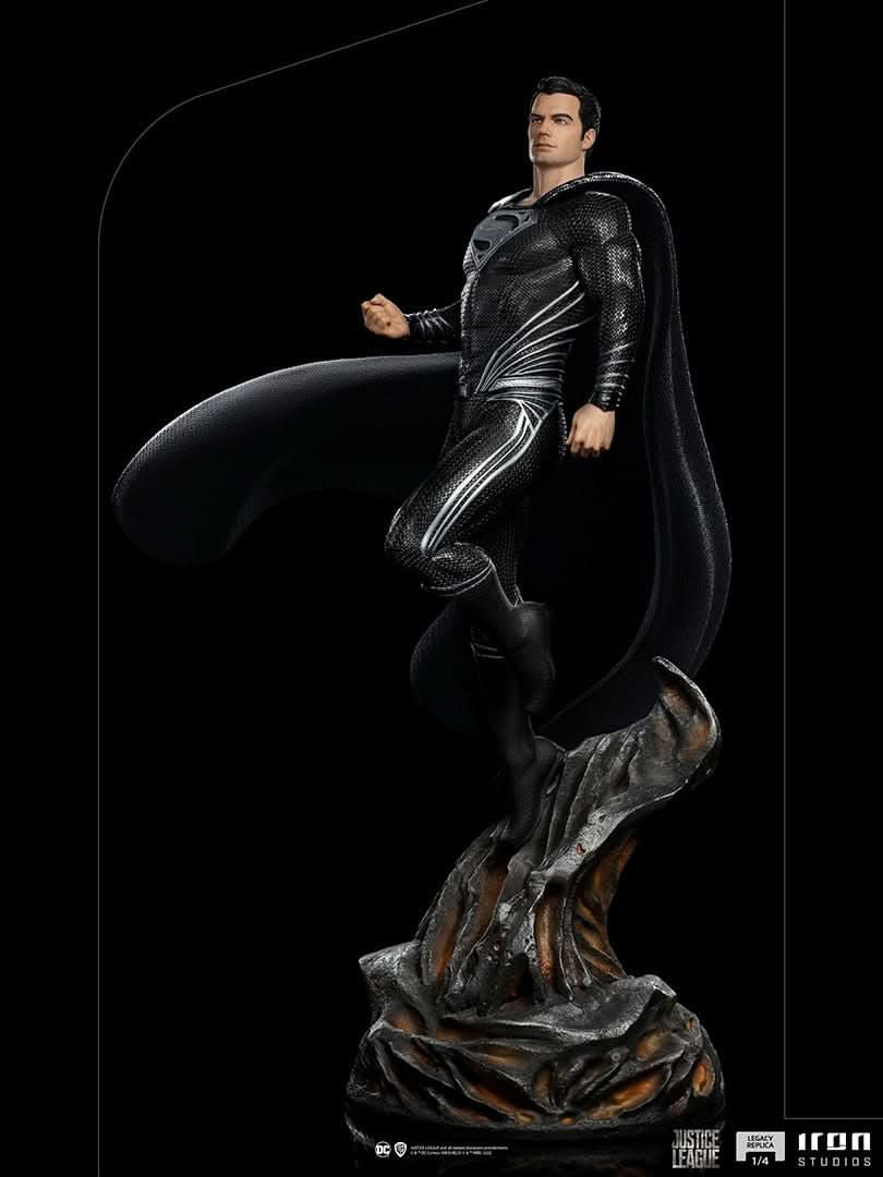 Superman Black Suit Statue - Zack Snyder's Justice League - Legacy Replik 1/4