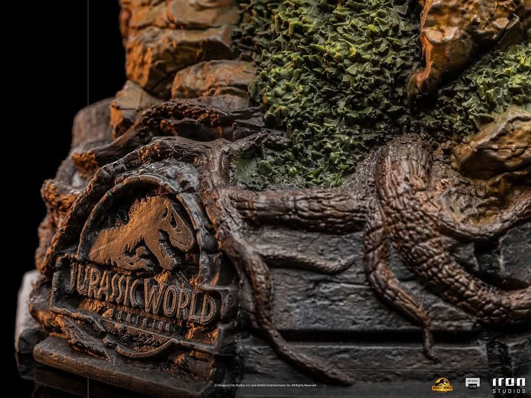 Dilophosaurus Statue - Jurassic World - Art Scale 1/10
