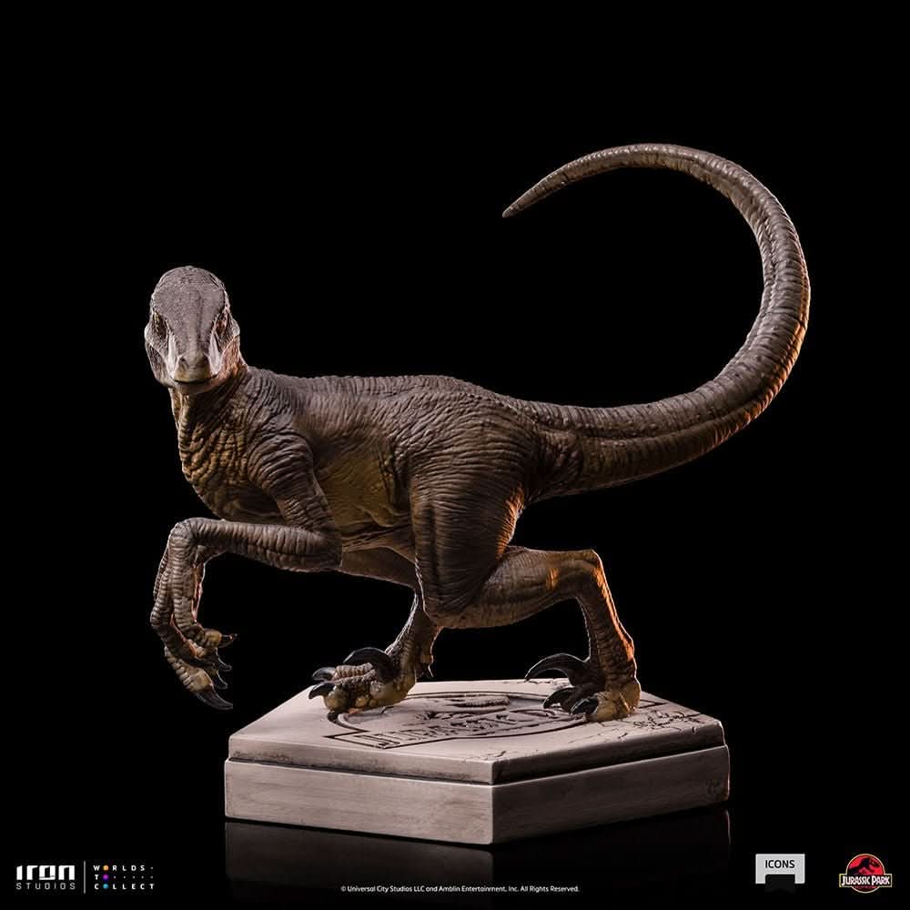 Velociraptor C Statue - Jurassic Park - Icons - Jurassic World
