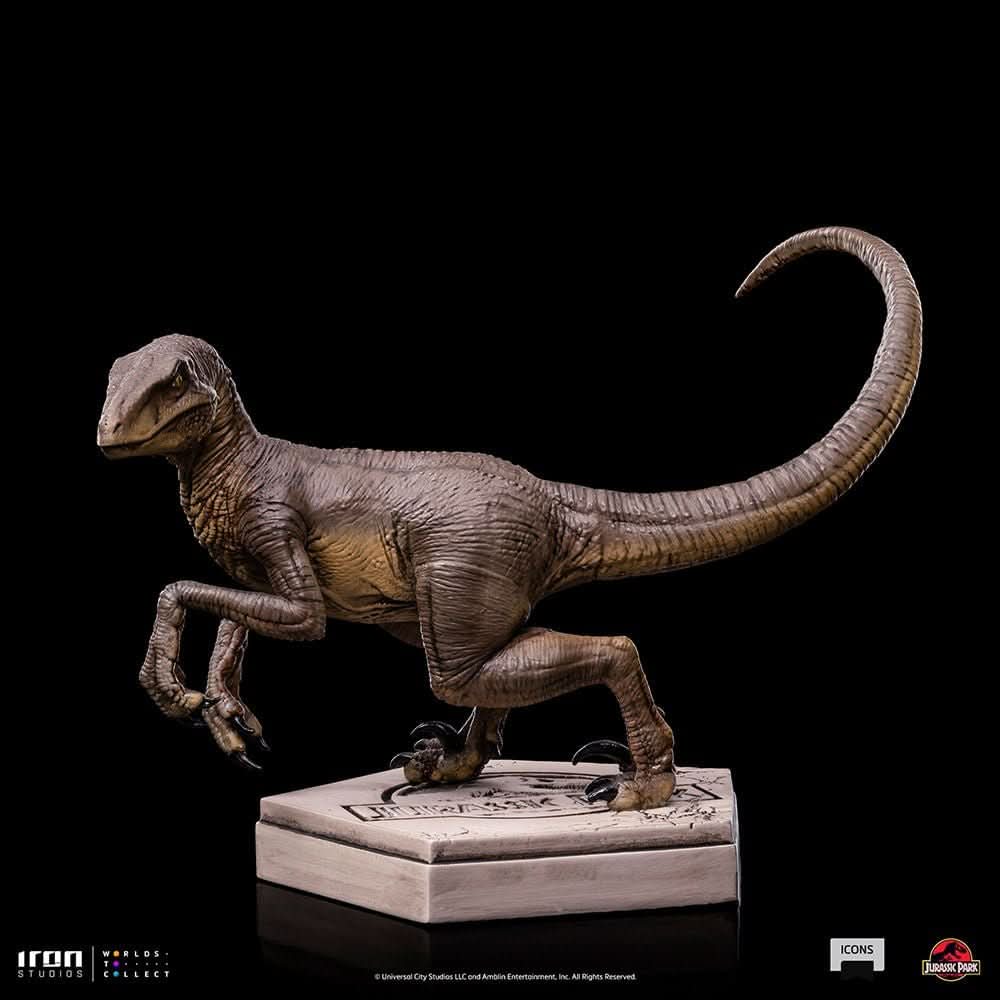 Velociraptor C Statue - Jurassic Park - Icons - Jurassic World