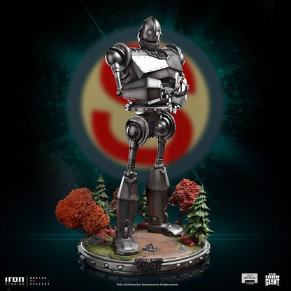 Statue Iron Giant und Hogarth Hughes - Der Gigant aus dem All - Maßstab 1:20 - Alien