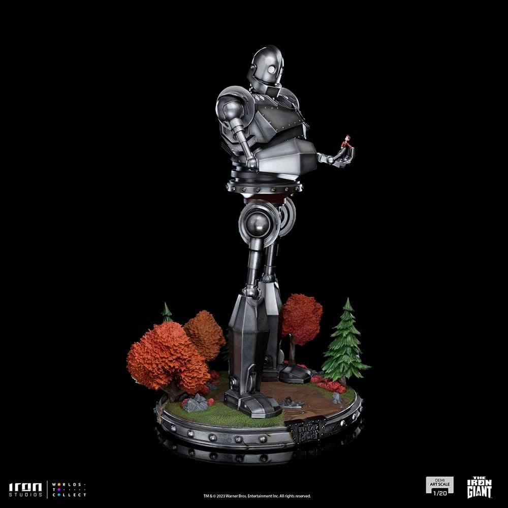 Statue Iron Giant und Hogarth Hughes - Der Gigant aus dem All - Maßstab 1:20 - Alien