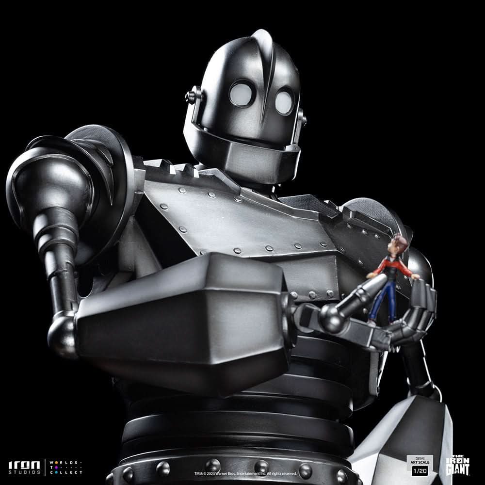 Statue Iron Giant und Hogarth Hughes - Der Gigant aus dem All - Maßstab 1:20 - Alien