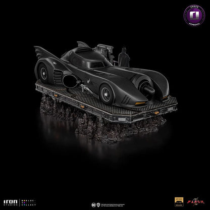 Statue Batmobile Deluxe - The Flash Movie - Art Scale 1/10 - DC Comics