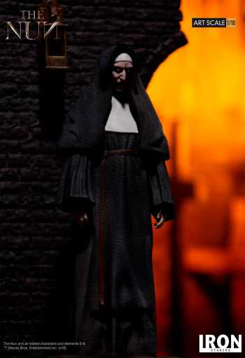 Statue Die Nonne Deluxe - Die Nonne - Art Scale 1/10