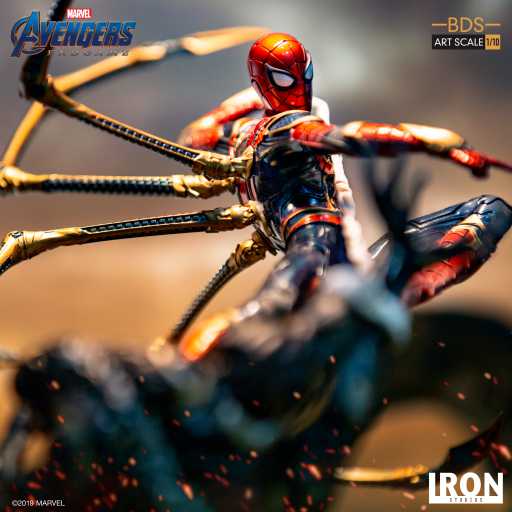Statue Iron Spider Vs Outrider - Avengers: Endgame - Art Scale - Marvel Comics