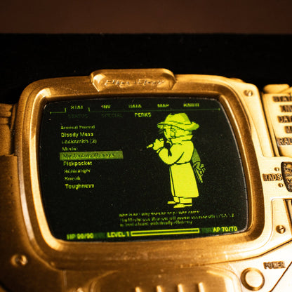 Objet collector Fallout - Pip-Boy Lenticular Ingot – Mysterious Stranger VariantLObjet collector Fallout - Pip-Boy Lenticular Ingot – Mysterious Stranger VariantiObjet collector Fallout - Pip-Boy Lenticular Ingot – Mysterious Stranger VariantnObjet collector Fallout - Pip-Boy Lenticular Ingot – Mysterious Stranger VariantgObjet collector Fallout - Pip-Boy Lenticular Ingot – Mysterious Stranger VariantoObjet collector Fallout - Pip-Boy Lenticular Ingot – Mysterious Stranger VarianttObjet collector Fallout - 