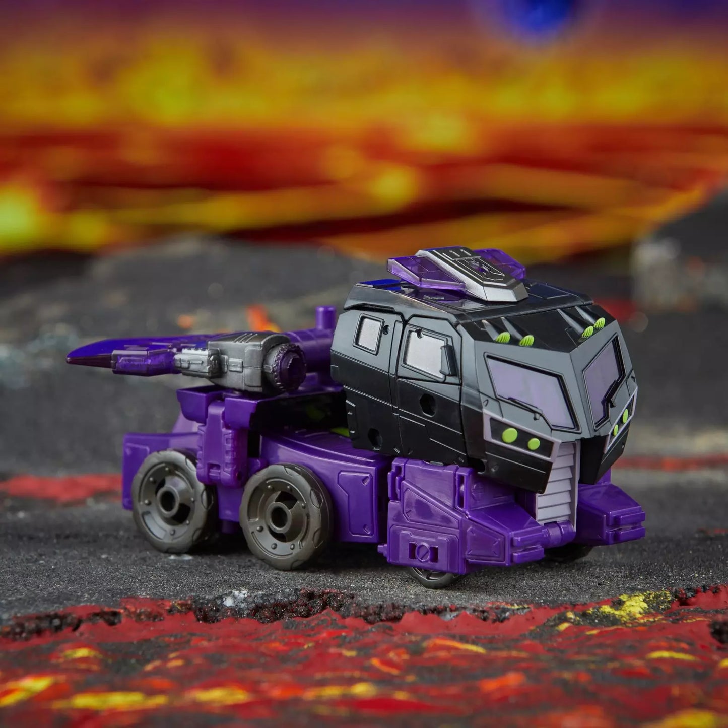 transformers generations legacy united voyageur decepticon motormaster hasbro