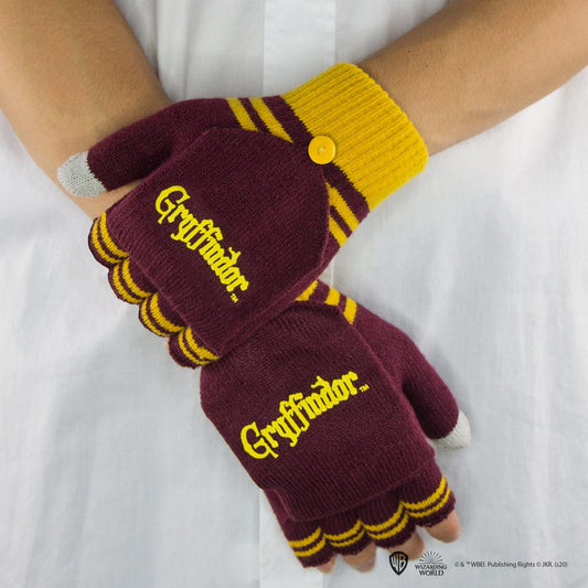 *Fäustlinge mit abnehmbaren Gryffindor-Mützen