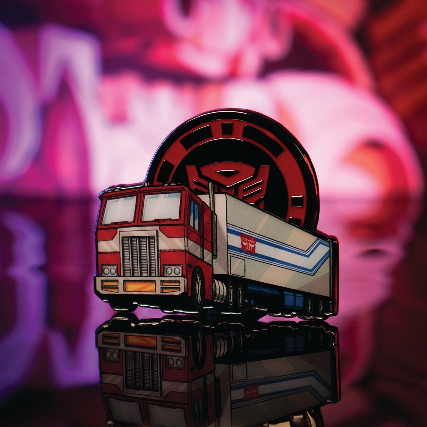 Display de 12 blind boxes Transformers - pin’s mystère - mise en situation 7