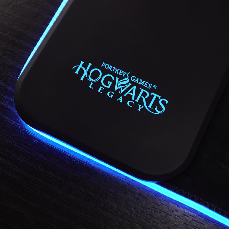 Hogwarts Legacy – Übergroße Gaming-Matte & Mobiles Ladegerät