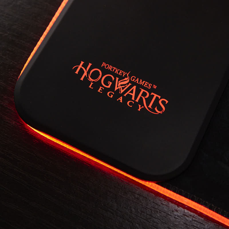 Hogwarts Legacy – Übergroße Gaming-Matte & Mobiles Ladegerät