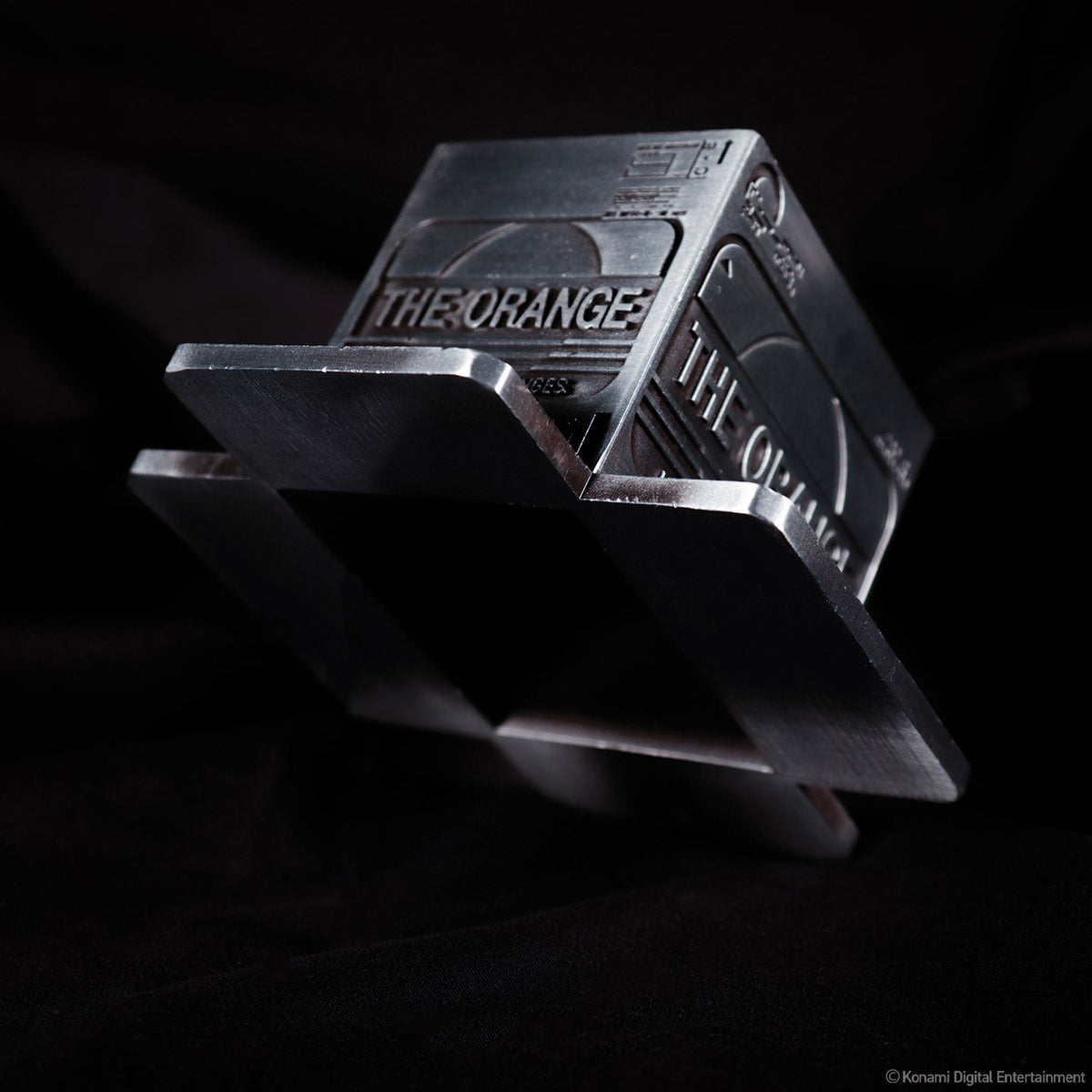 Réplique collector Metal Gear Solid - 2 Cardboard Box