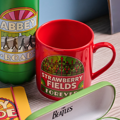 The Beatles - Strawberry Fields Signature Mug 370 ml