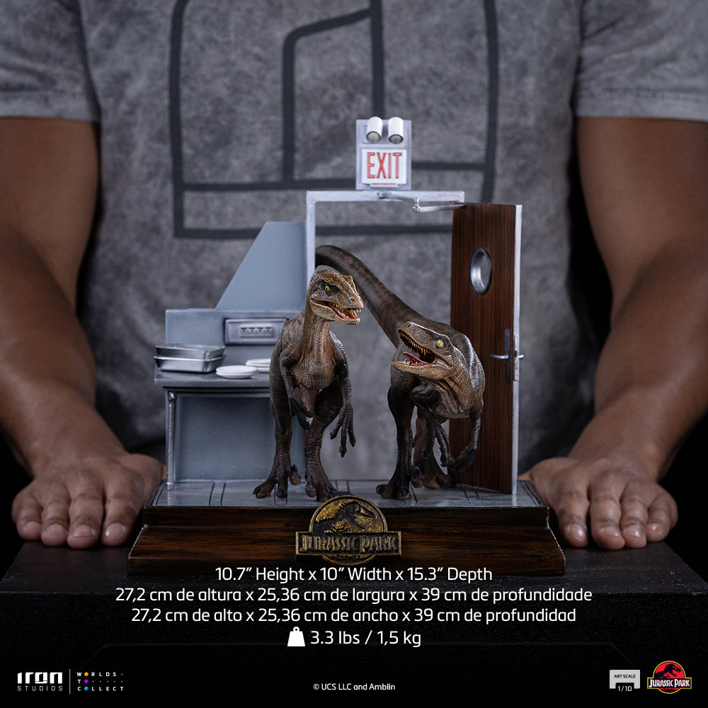 Statue Raptors an der Küchentür – Jurassic Park – Art Scale 1/10 – Jurassic World