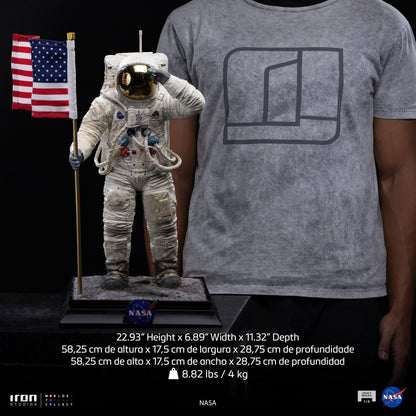 Apollo 11 Astronaut Statue - Nasa - Legacy Replica 1/4