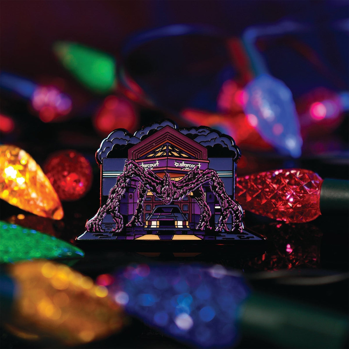 Display de 12 blind boxes Stranger Things - pin’s mystère - mise en situation 4