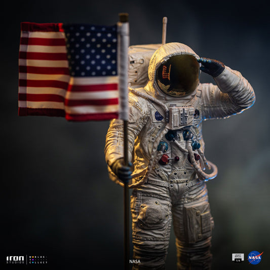 Statue Apollo 11 Astronaut - Nasa - Legacy Replica 1/4