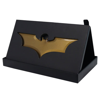Réplique collector The Dark Knight - Batarang + carte collectorRRéplique collector The Dark Knight - Batarang + carte collectoréRéplique collector The Dark Knight - Batarang + carte collectorpRéplique collector The Dark Knight - Batarang + carte collectorlRéplique collector The Dark Knight - Batarang + carte collectoriRéplique collector The Dark Knight - Batarang + carte collectorqRéplique collector The Dark Knight - Batarang + carte collectoruRéplique collector The Dark Knight - Batarang + carte collectore