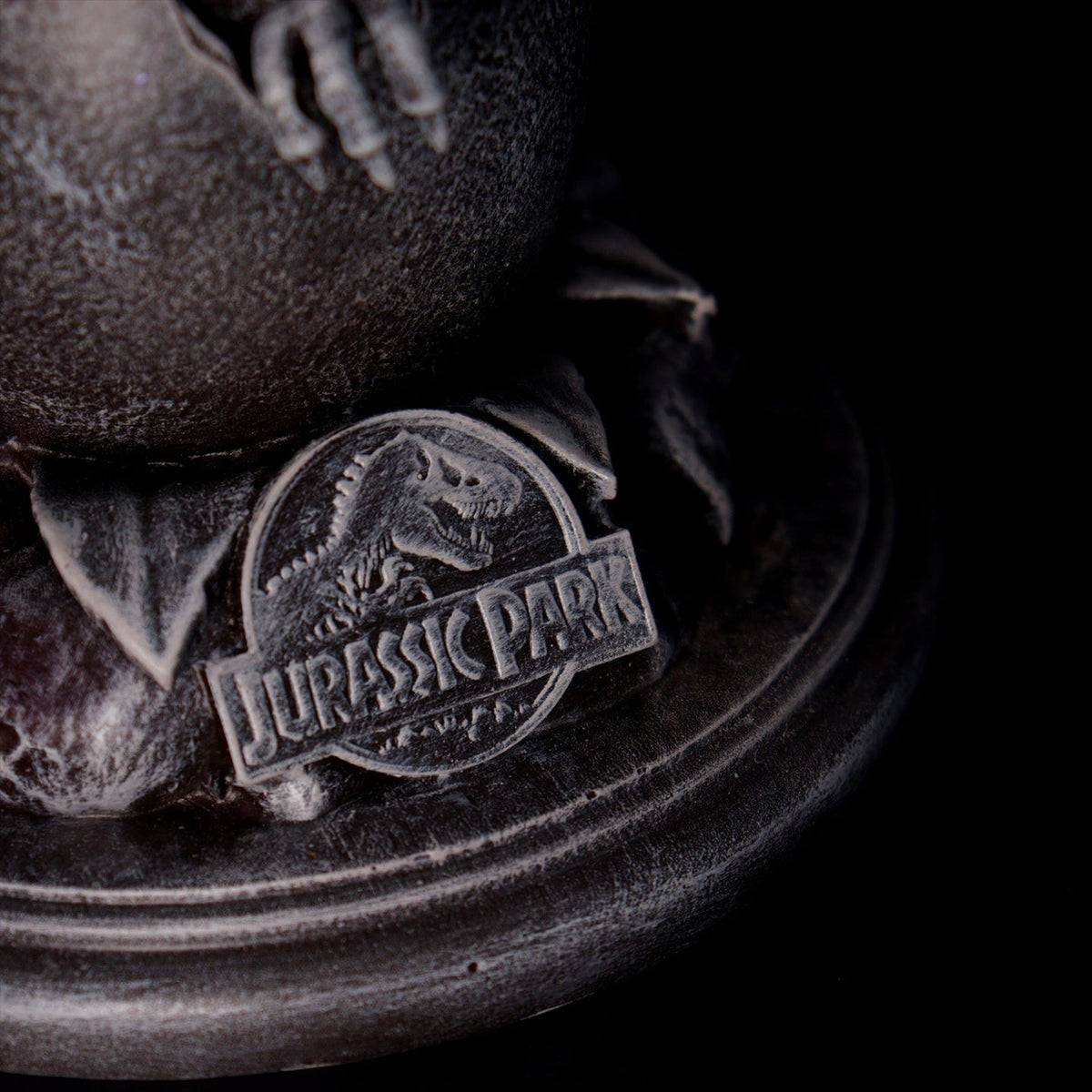 Réplique collector Jurassic Park - 30e anniversaire Egg & John Hammond Cane SetRRéplique collector Jurassic Park - 30e anniversaire Egg & John Hammond Cane SetéRéplique collector Jurassic Park - 30e anniversaire Egg & John Hammond Cane SetpRéplique collector Jurassic Park - 30e anniversaire Egg & John Hammond Cane SetlRéplique collector Jurassic Park - 30e anniversaire Egg & John Hammond Cane SetiRéplique collector Jurassic Park - 30e anniversaire Egg & John Hammond Cane SetqRéplique collector Jurassic Park