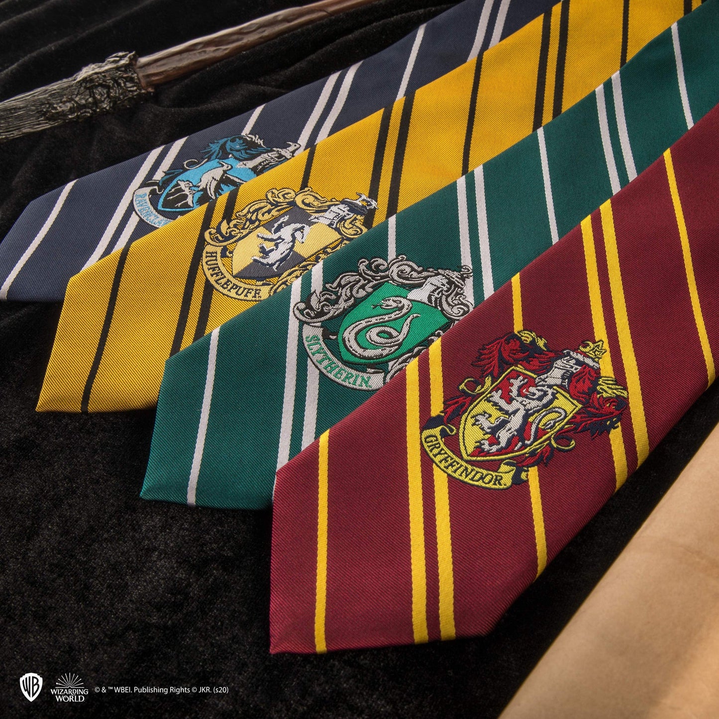 Cravate Écusson Tissé Serpentard Adultes