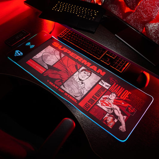 Superman – Übergroße Gaming-Matte und mobiles Ladegerät