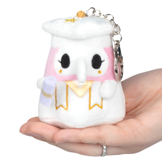 Micro Squishable Plüschtier – Pestdoktor-Diplom