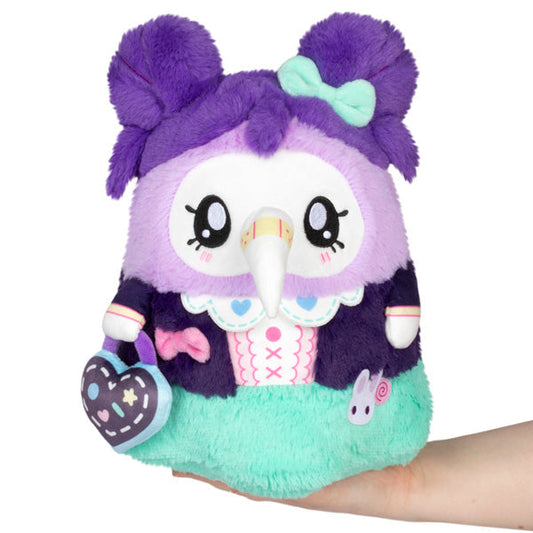 Mini Squishable Plüsch – Kawaii Pestdoktor