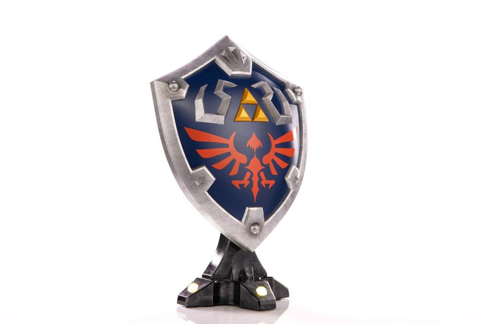 Statuette The Legend of Zelda: Breath of the Wild - Hylian Shield Collector's Edition